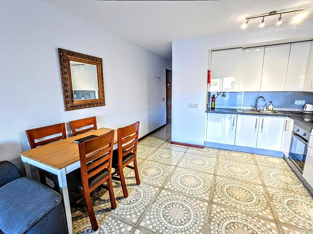 Luxury Newly Refurbished Modern Apartment With Stunning Mountain Views San Miguel de Abona 0*,